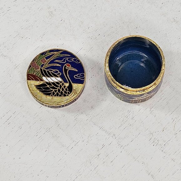 Vintage Cloisonne Enamel Miniature Trinket Snuff Crane Bird Lidded - Picture 8 of 9